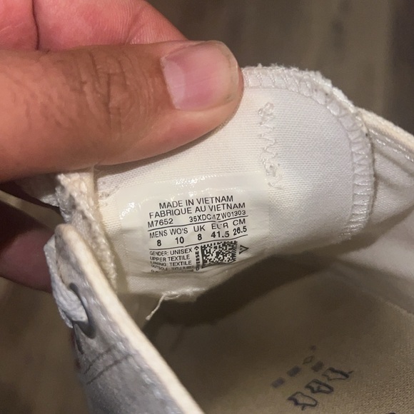 Converse - Picture 4 of 7